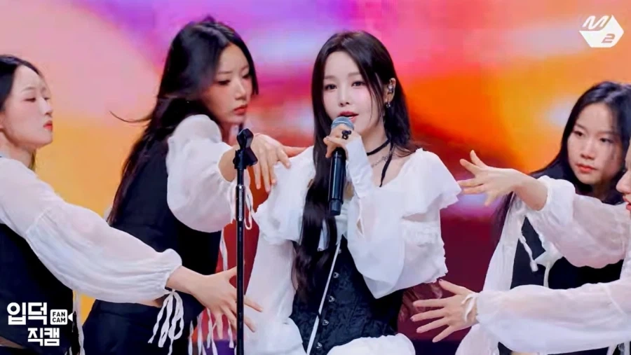 42세 여자 아이돌_2.webp