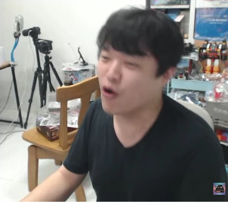 건프라)신작 공개 반응.jpg_1.webp