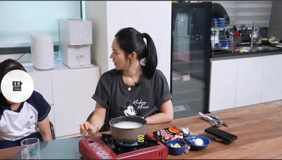 한가인이 유튜브에서 자녀 얼굴 공개 안하는 이유_44.webp