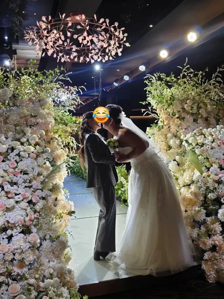 신랑이 예쁘고 신부가 듬직한 결혼식_2.webp