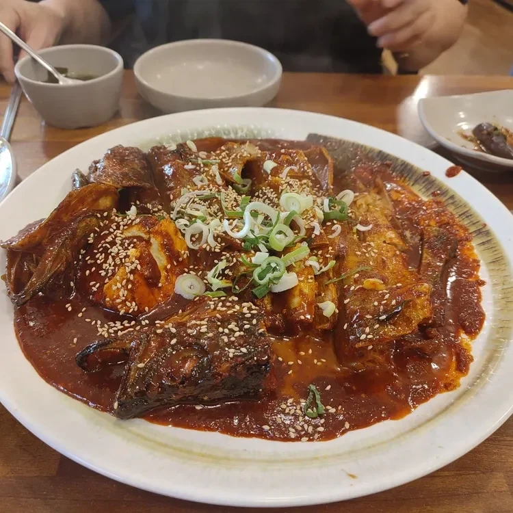 코다리가 급식에 저퀄로 나와서 인기가 적다고?_3.webp