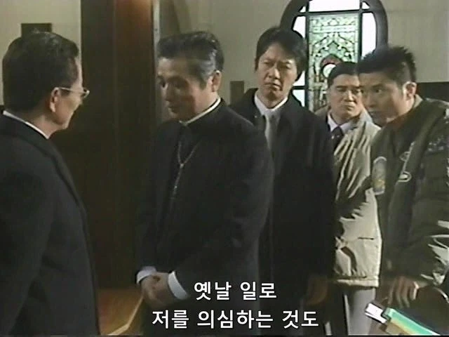 초등학생 여자아이가 실종되어서 범인으로 몰리는 신부님_11.webp