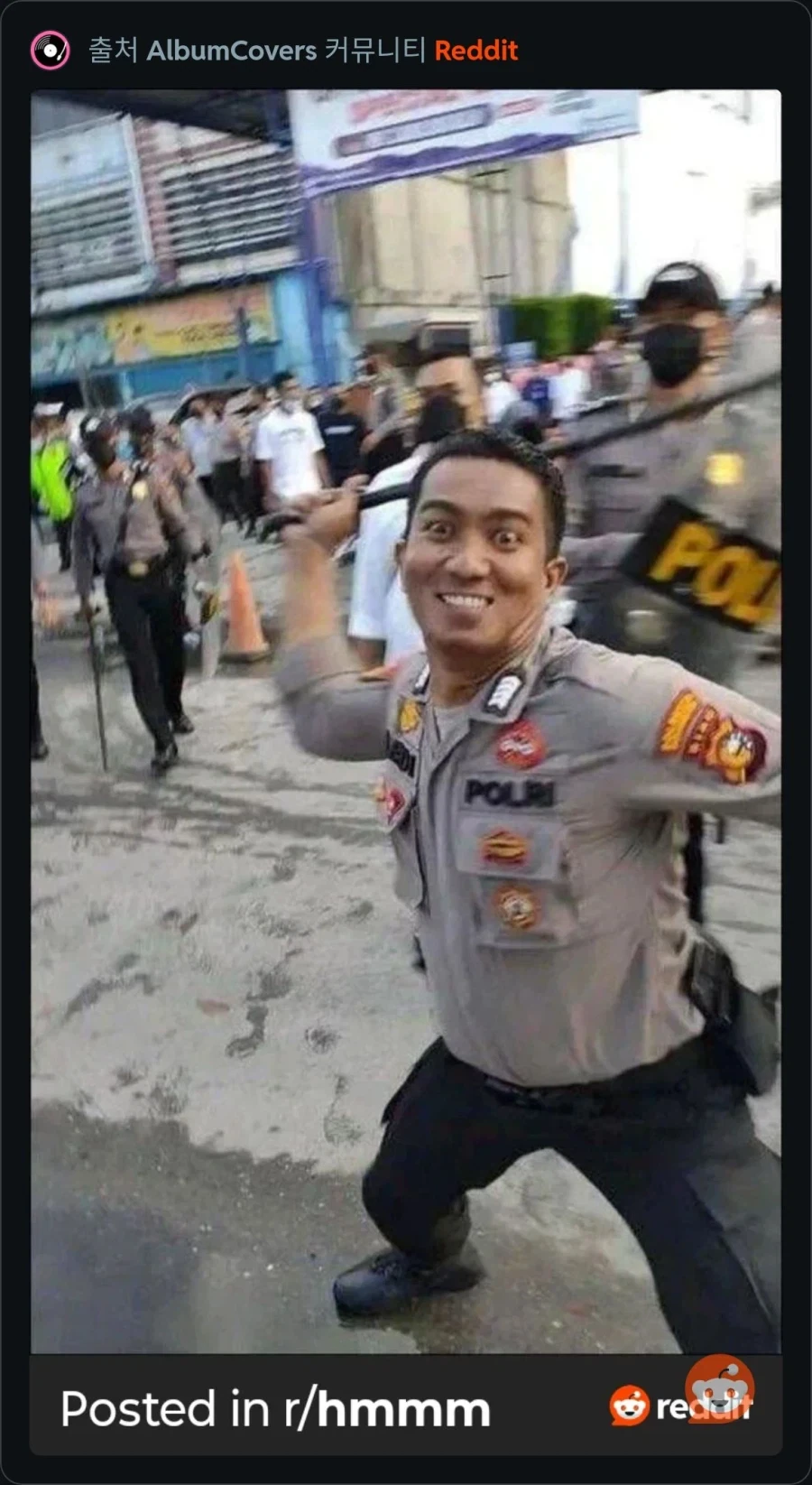 합법적으로 이거 할려고 경찰됐다!!_1.webp
