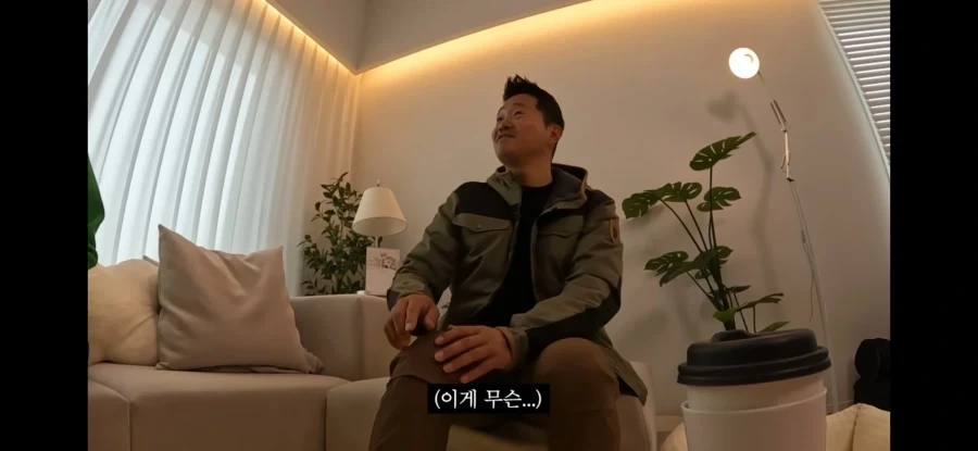 강형욱: 아니 보호자님 좋아서 문다니 무슨 그런 망말을...._2.webp
