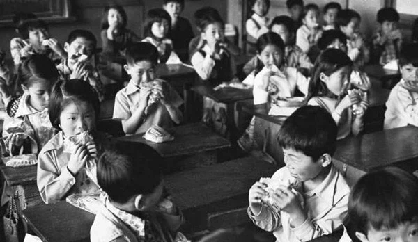 아재판독 학교 급식 메뉴.jpg_1.webp