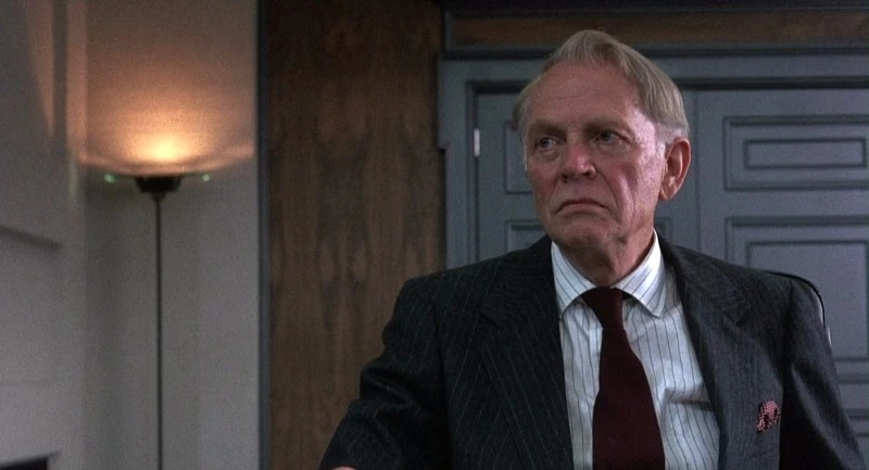 RoboCop.1987.720p.BDRip.x264.DTS[(136218)2016-09-14-21-30-06].JPG