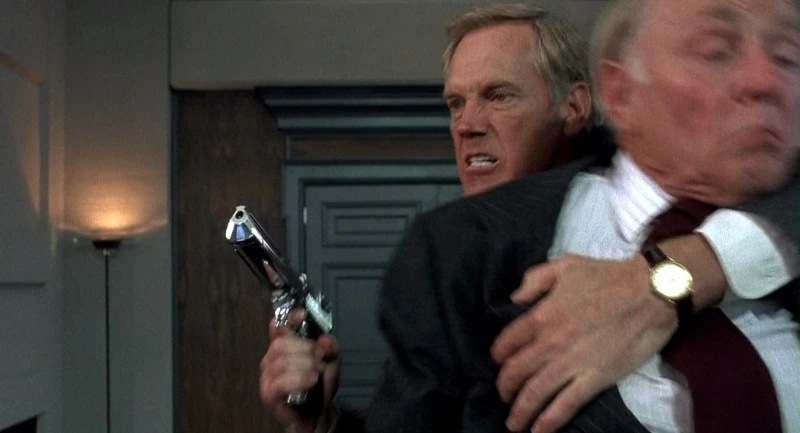 RoboCop.1987.720p.BDRip.x264.DTS[(137466)2016-09-14-21-31-55].JPG