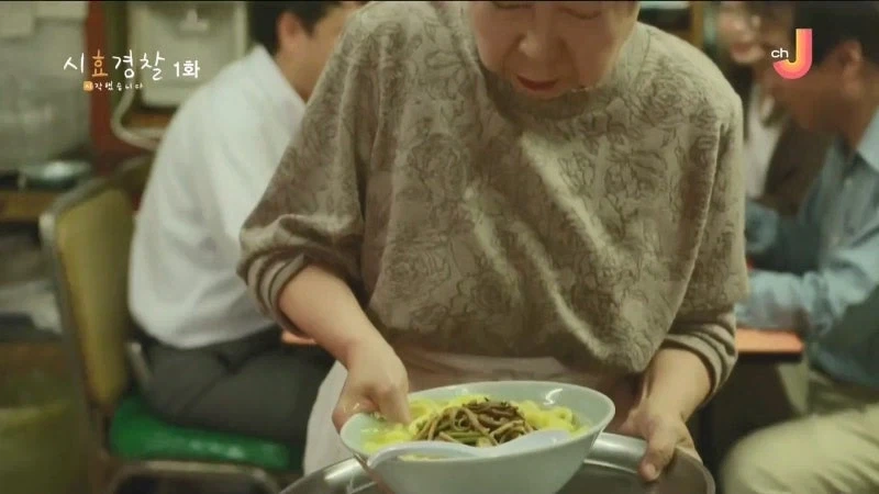 사람들이 줄 서서 맛보던 라면 맛집의 정체_13.webp