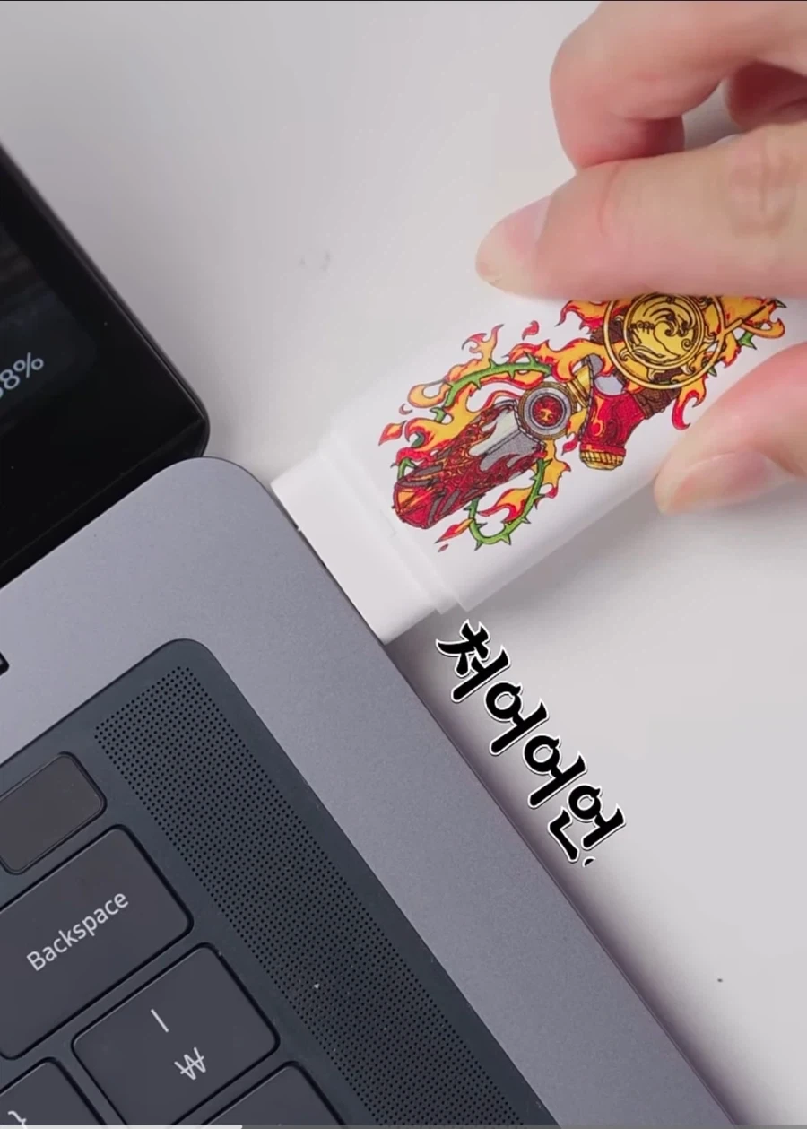 USB 3.0을 천천히 꽂으면 2.0으로 인식된다?.jpg_12.webp