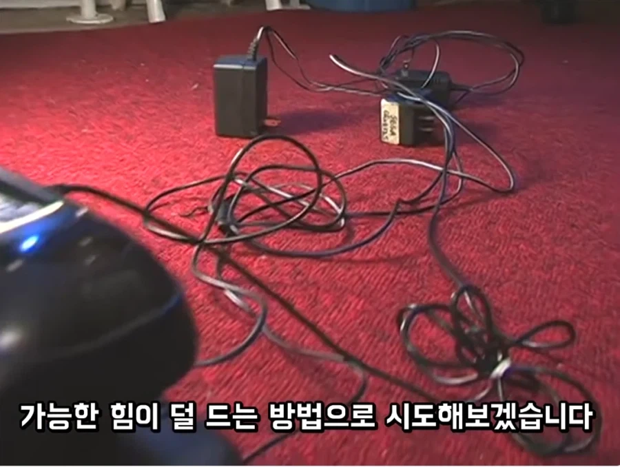 콘솔 주변기기를 연결하다 빡친 AVGN_7.webp