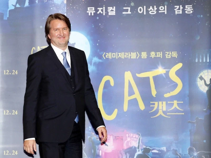 ???: 뭐? 한국에서 태권브이 랜드 만든다고 217억을 썼다고??_1.webp