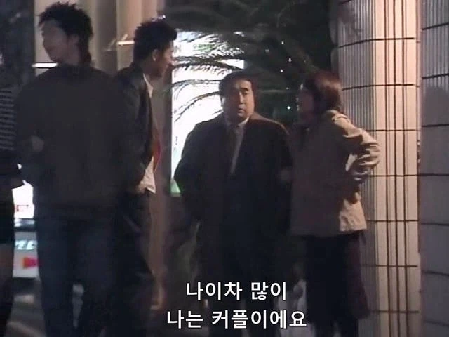 여기 창녀가 있음_6.webp