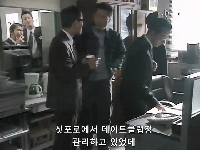 여기 창녀가 있음_23.webp