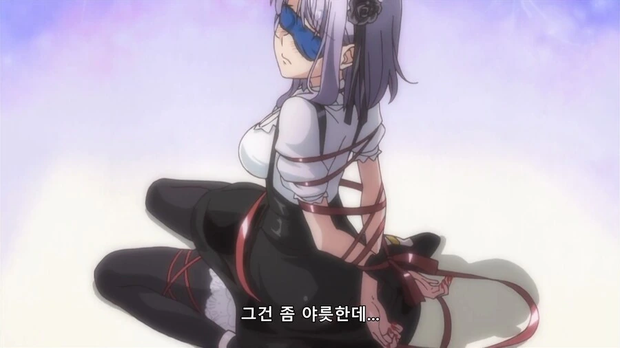 다가시카시]포박당하고 눈 가린채로 갈색 막대를 입에 넣는 호타루_2.jpg