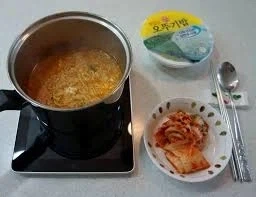 여동생이 라면 끓여줌ㅎㅎ_1.webp