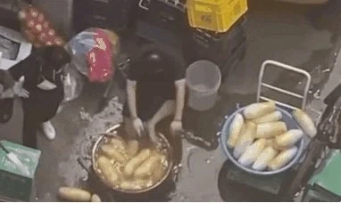 어느 족발집 반찬 맛 비결_4.webp