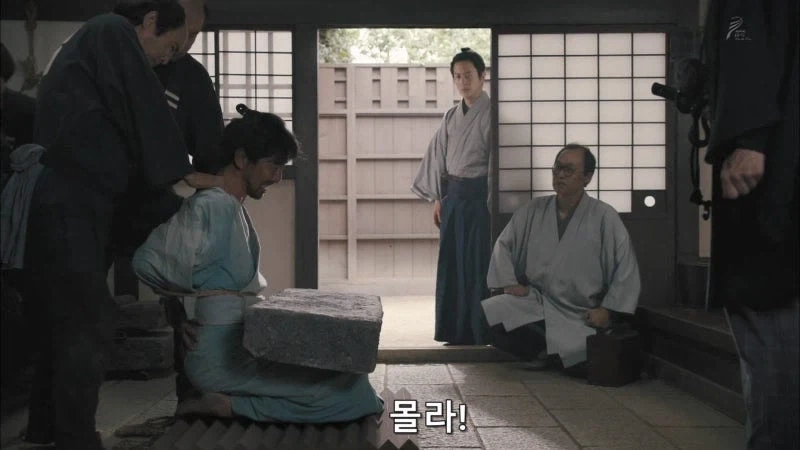 범죄자 취조하는데 의사가 왜 필요한거지?_12.webp