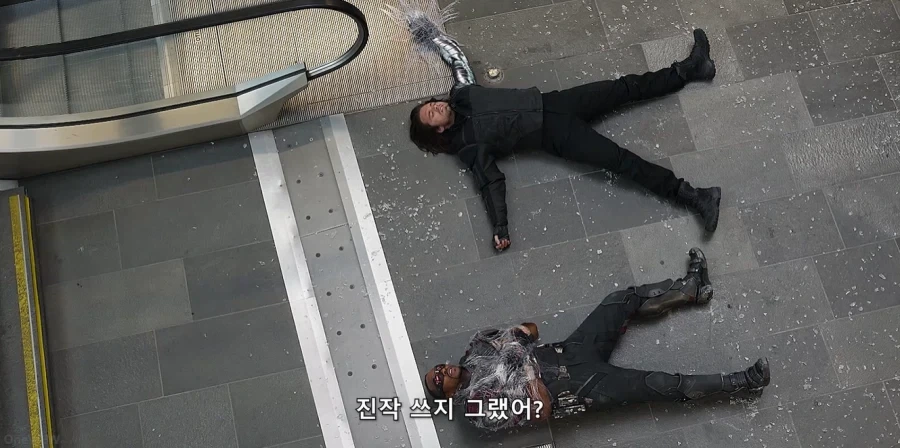 MCU) 캡아 2편의 앙금이 남은 샘_1.webp