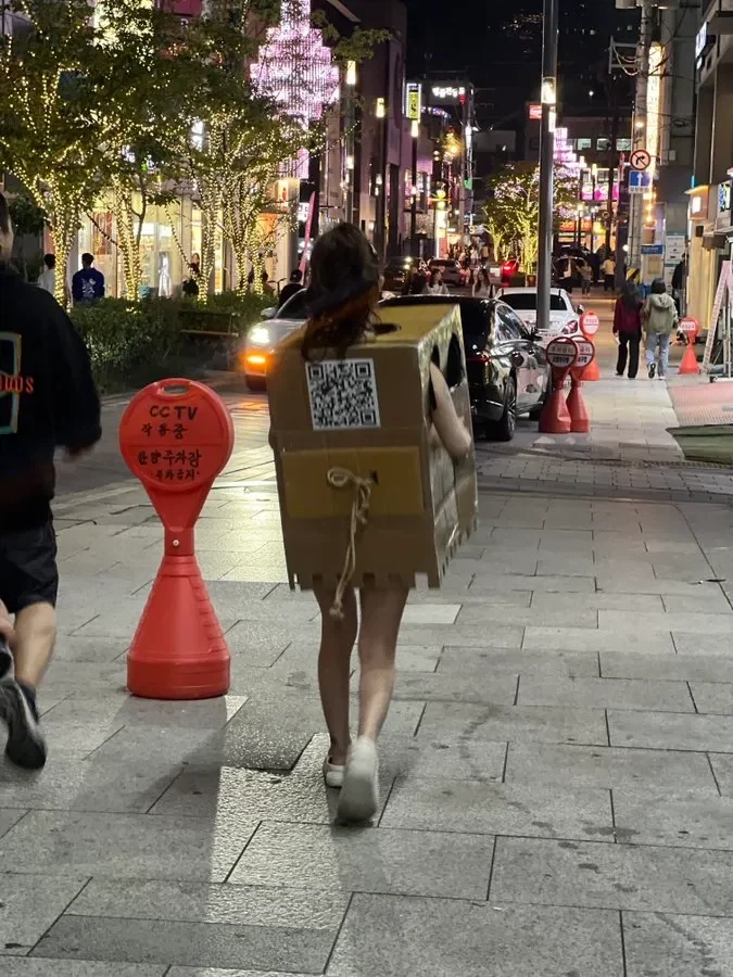의외로 Ai가 만들 수 있는 복장 ㅋㅋㅋㅋ_1.webp