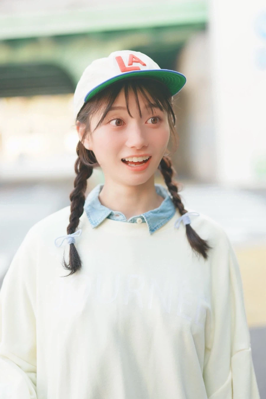 너무 순수해서 섹.스 같은거 모를거 같은 얼굴_1.webp