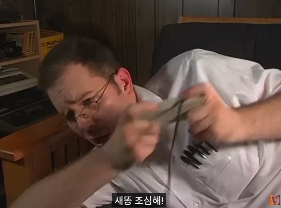 지킬 박사 게임을 하던 AVGN이 진짜 놀랐던 요소들_8.webp