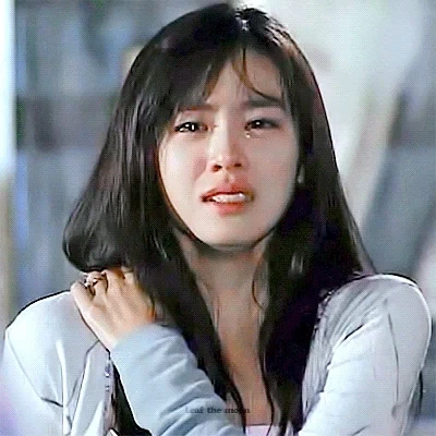 아들 얼굴 발언으로 이불킥중인 손예진.jpg_2.webp