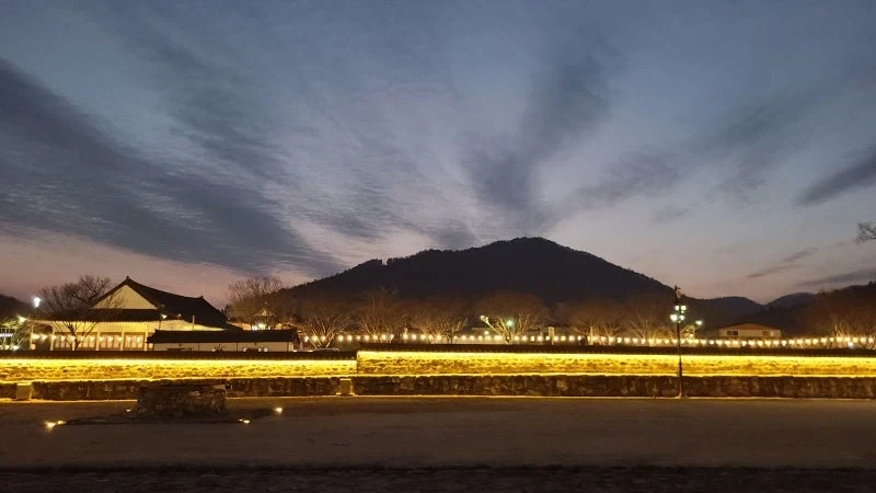 지극히 한국적인 야경을 보여주는 곳들.jpg_8.webp