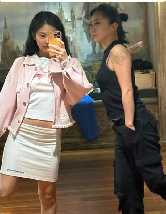 수지 제니가 입은 티셔츠 가격.jpg_5.webp