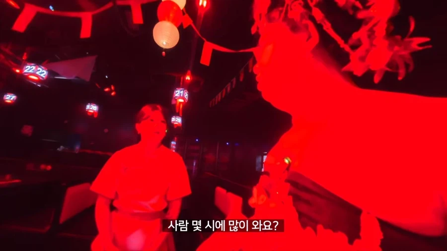 중국가서 왕홍 메이크업 받고 남자꼬시기_10.webp