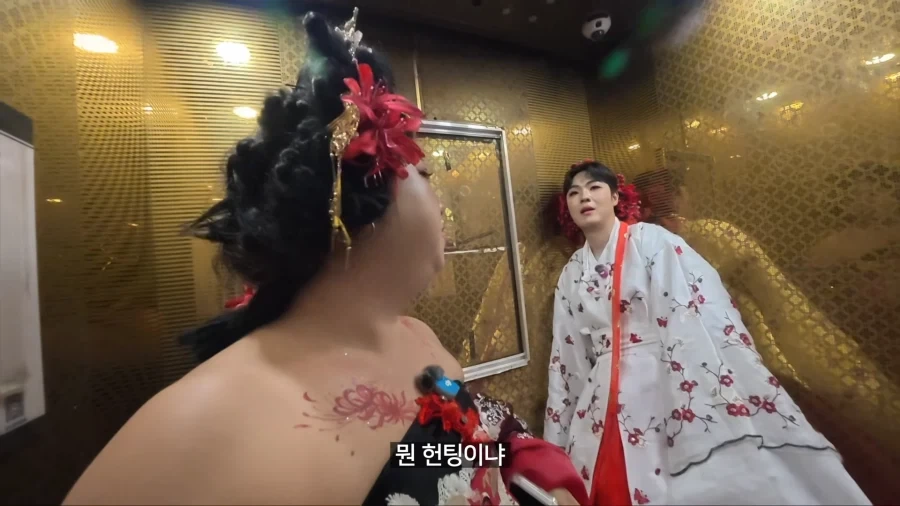 중국가서 왕홍 메이크업 받고 남자꼬시기_17.webp