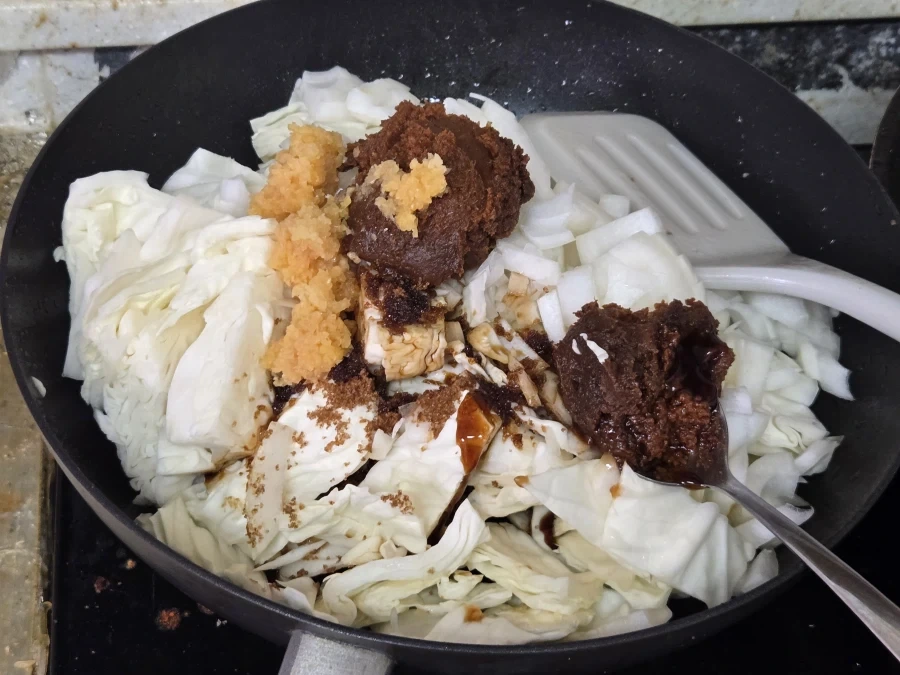 아 맘마 먹기도 귀찮고 못 죽어서 산다 진짜_2.webp