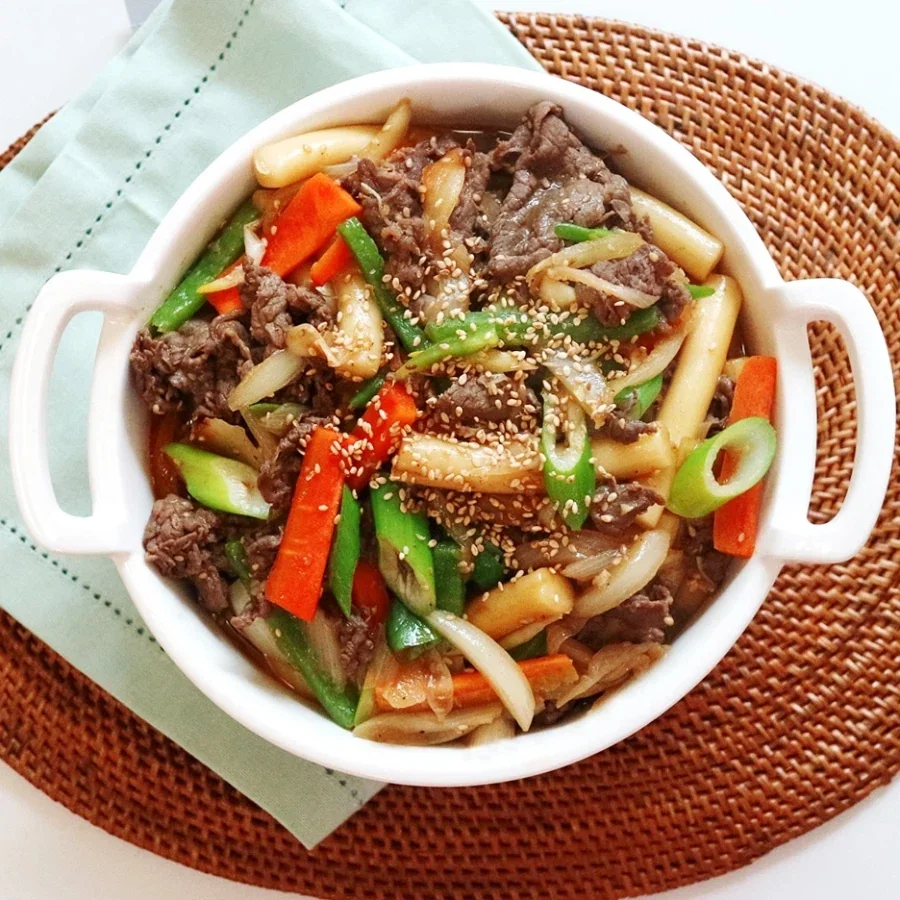 매운 거 못 먹는 사람용 떡볶이.jpg_1.webp