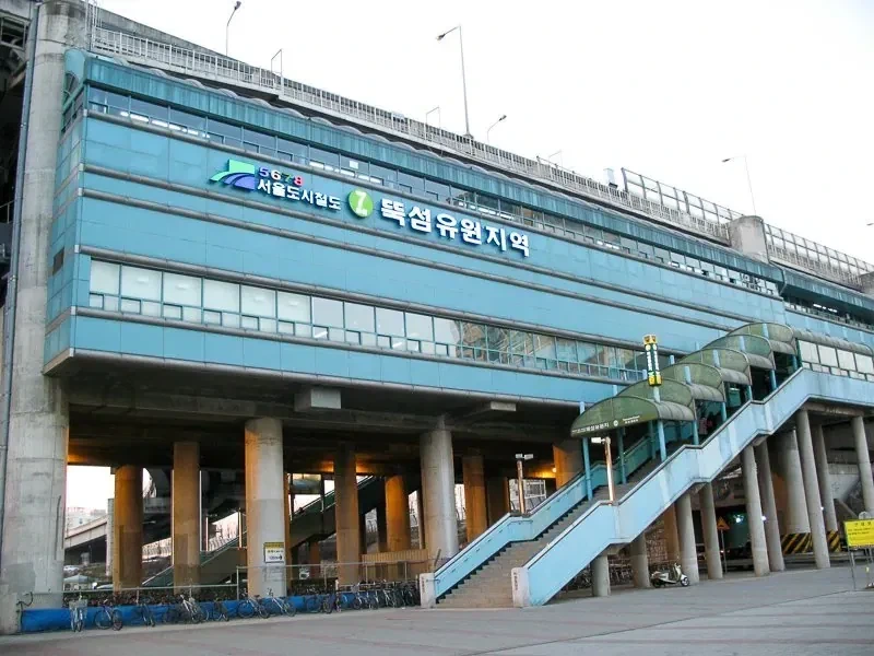이상하게 90년대에 엄청나게 유행했다는 색깔…JPG_11.webp