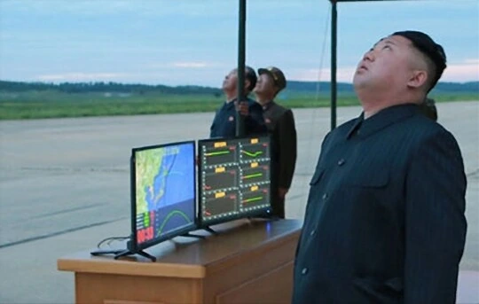 키 큰여자 보는 시점_3.jpg