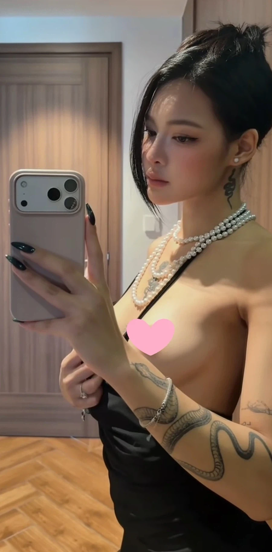 이쁜 여자들의 거울셀카 모음집_11.webp