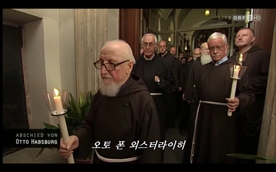 어느 사람의 장례식.jpg_3.webp