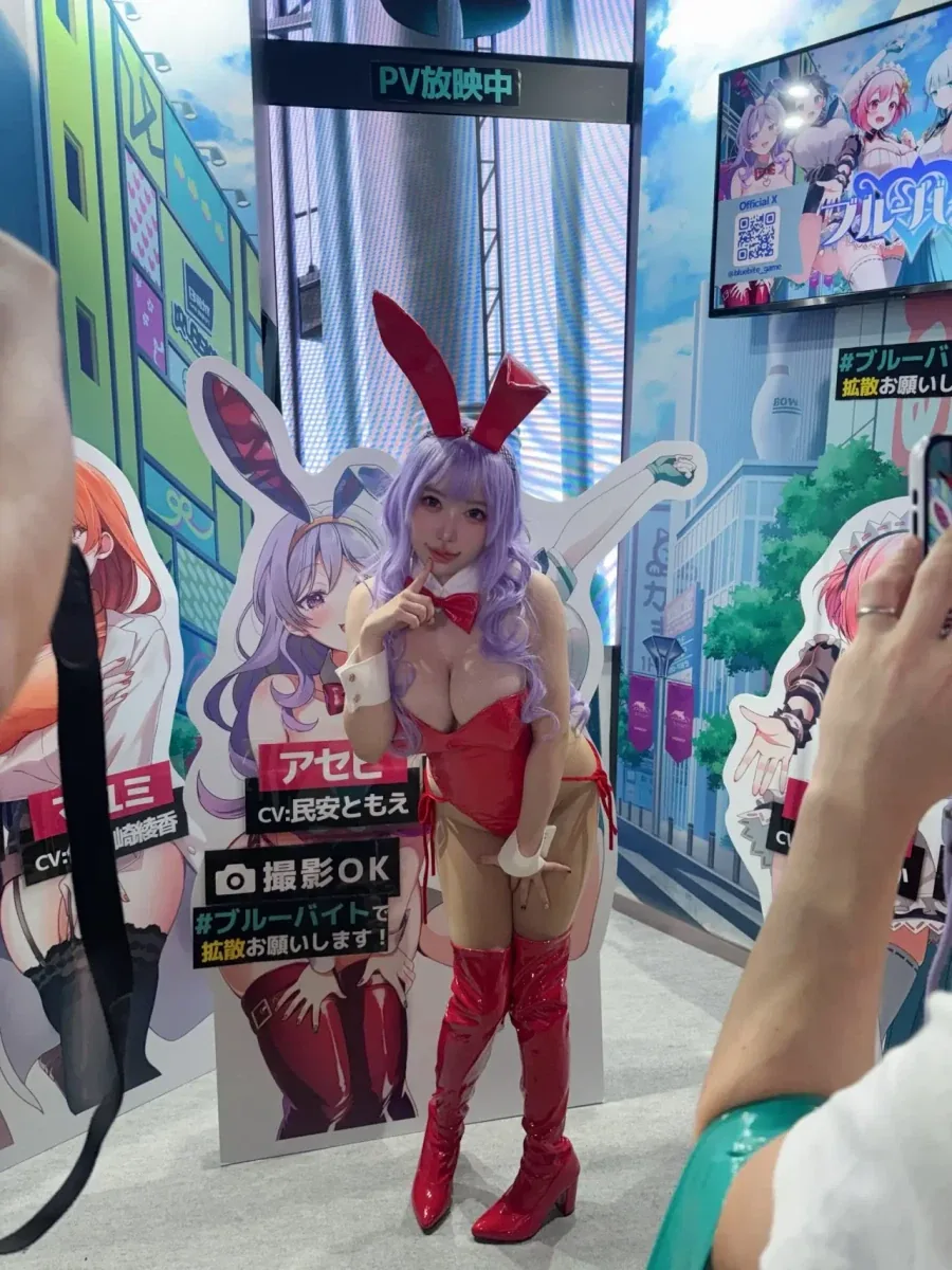 2026 도쿄게이쇼를 빛낸 코스어들_16.webp