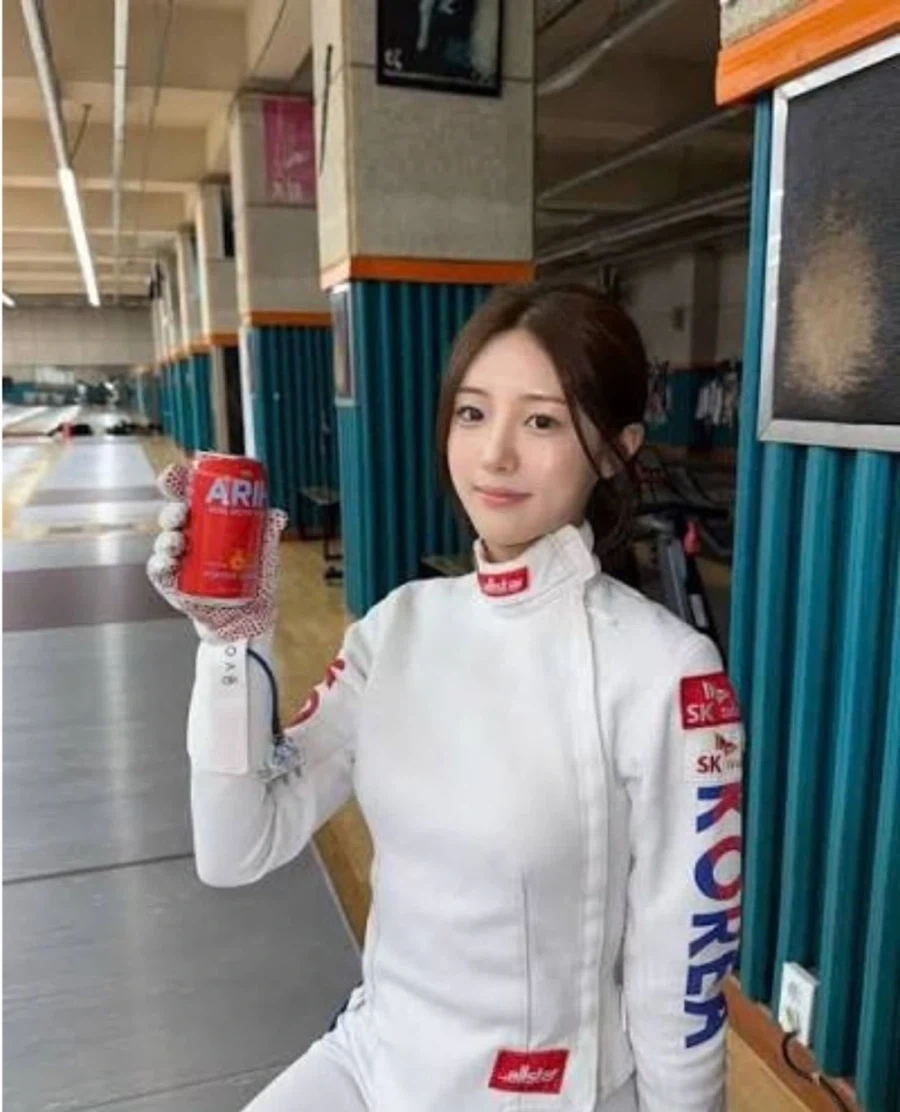 Ai 인 줄 알았는데_3.webp