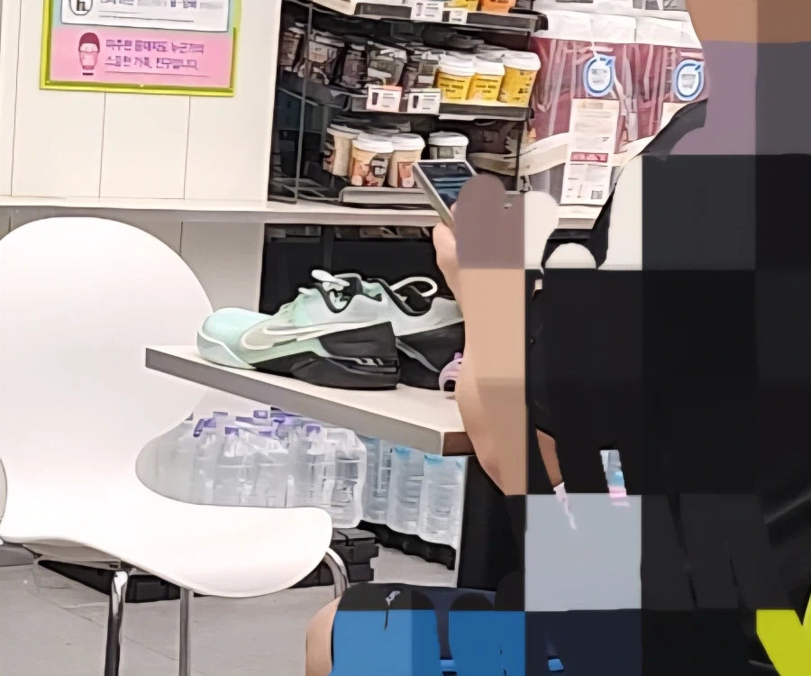 신종 편의점 무개념_1.webp