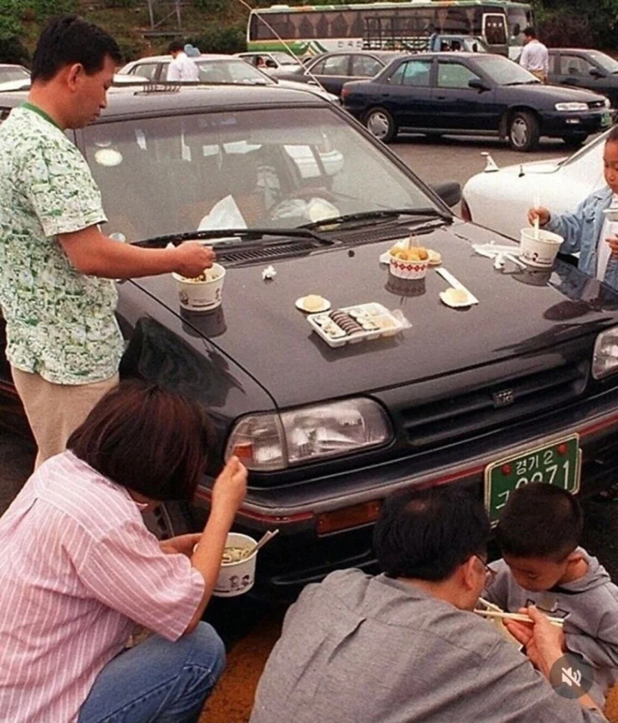 90년대 명절 고속도로 풍경.jpg_3.webp
