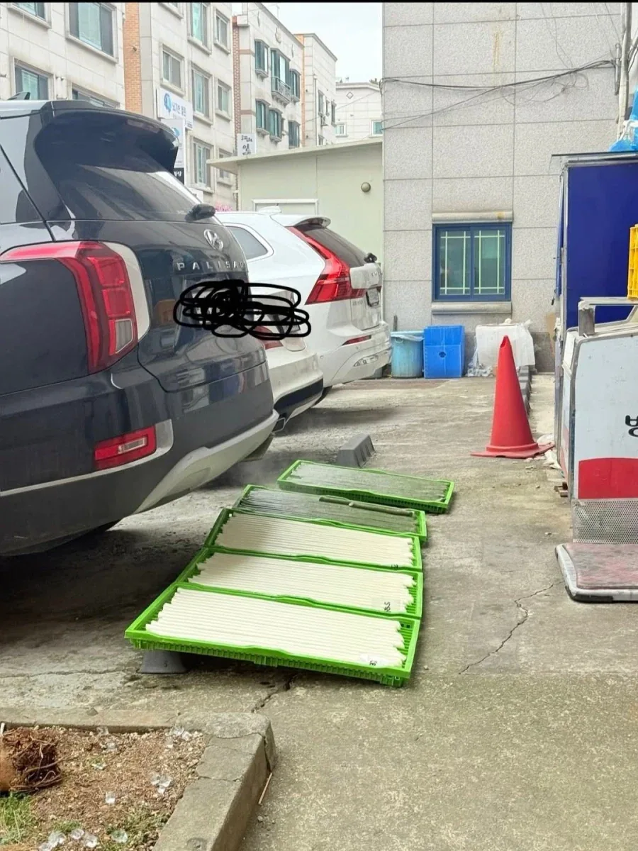 화성시 떡집의 배기가스 에디션_3.webp
