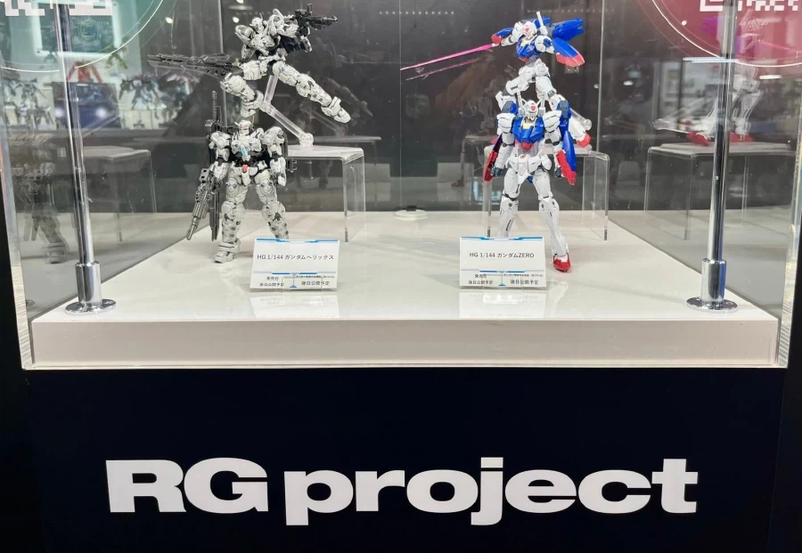 HG 1/144 건담 ZERO & 헬릭스 도쿄점 전시 사진 3_1.webp