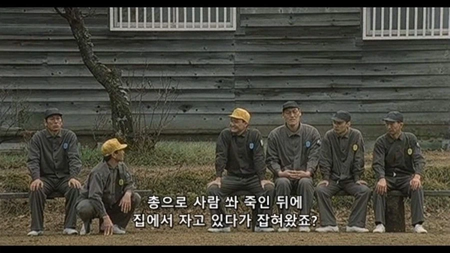 웃으면서 사람죽인 애기하는 재소자.jpg_2.webp