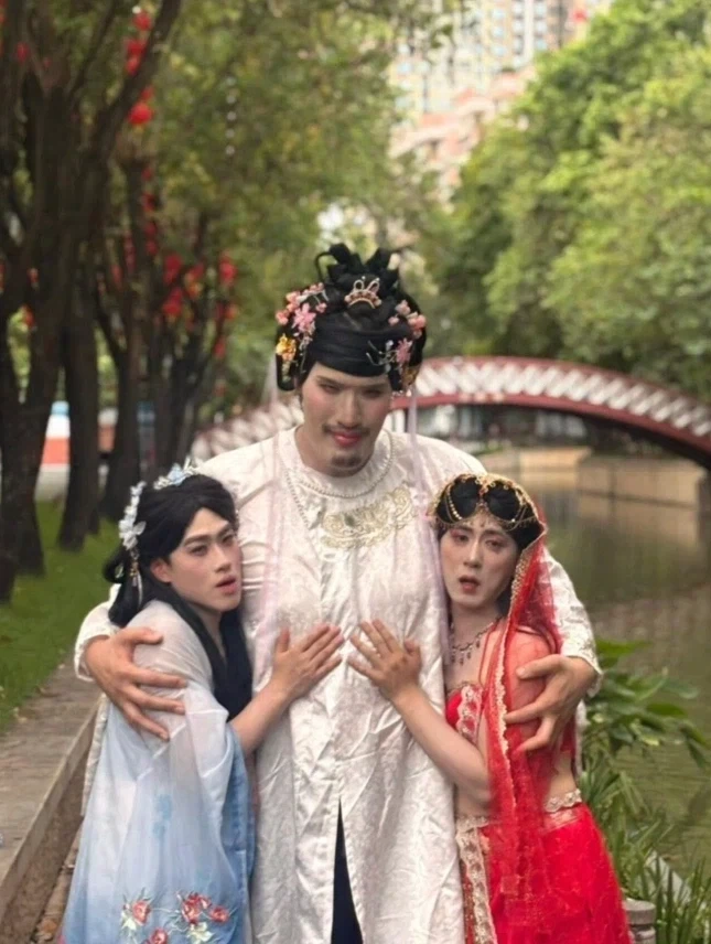 왕홍 체험하러 중국에 간 최홍만.jpg_1.webp