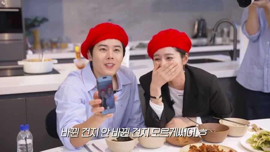 얼굴 바꾸기 셀카하는 연예인_8.webp