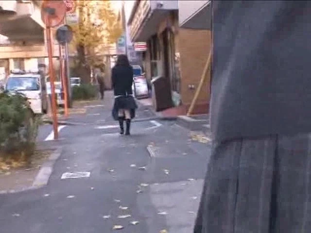 여학생이 등교할 때 위험하니까 피해야 할 사람_2.webp