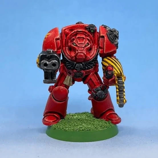 40k) 80년대 부터 크게 바뀌지 않은 디자인.jpg_4.webp