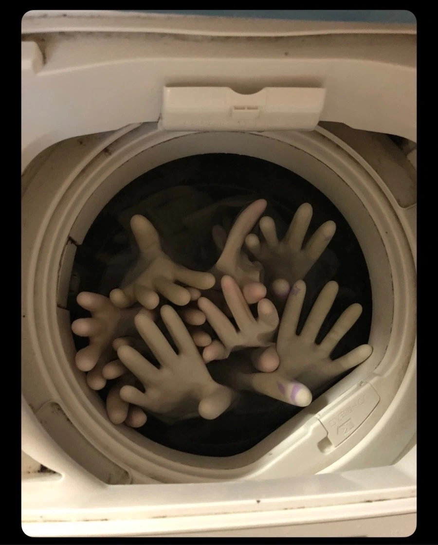 장갑 세척 후 보인 광경.jpg_2.webp