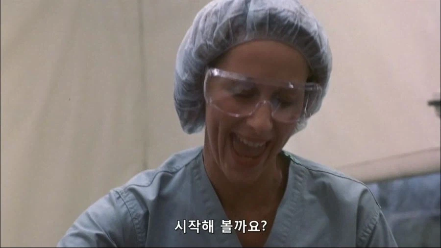 엉덩이속에 벌레간 들어간 남자_21.webp