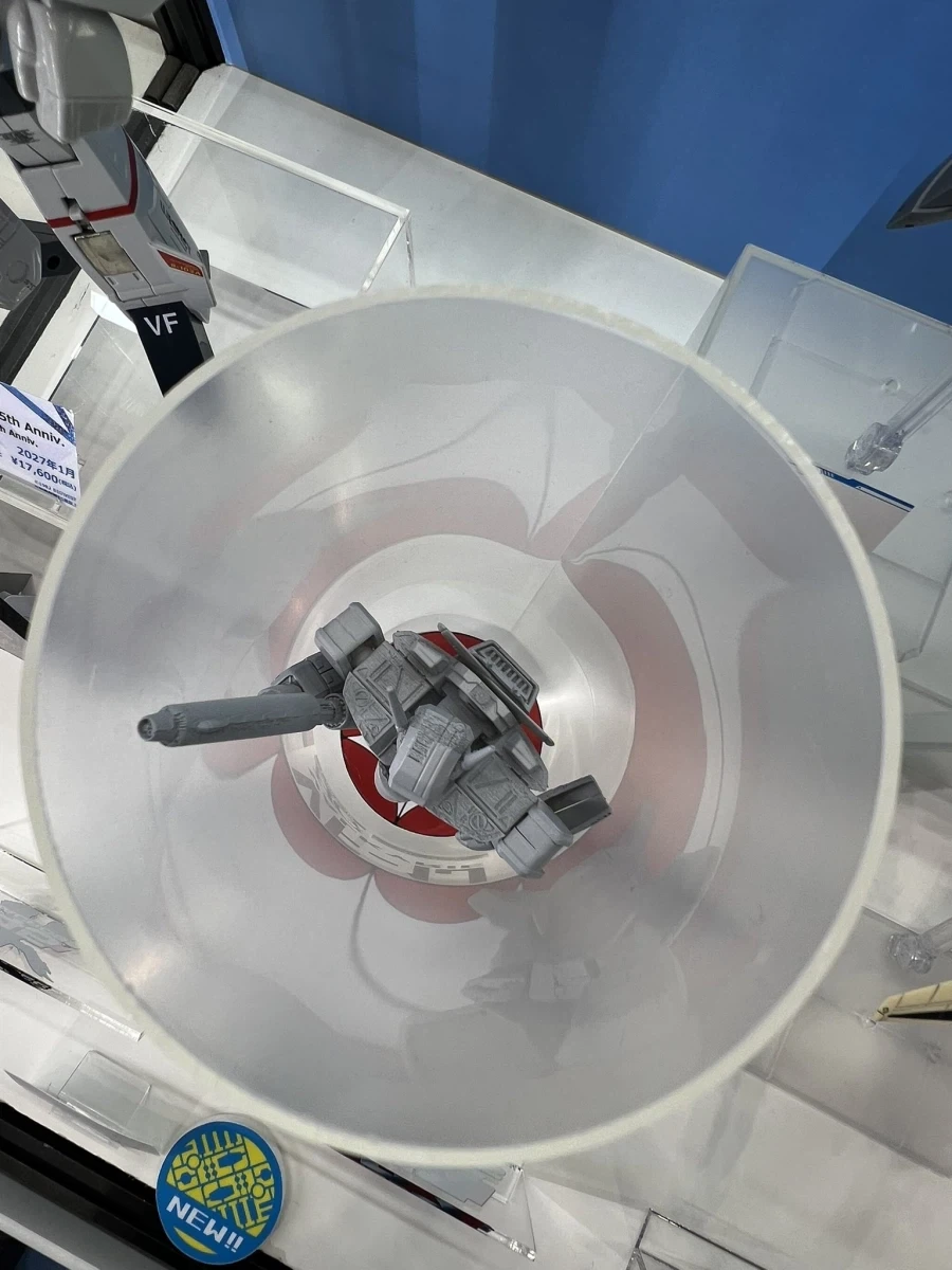 HG VF-1J 원형 전시 사진 3_3.webp
